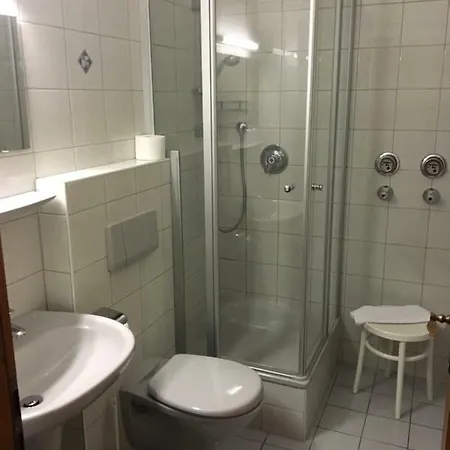 Unertl Braeustueberl * Haag in Oberbayern